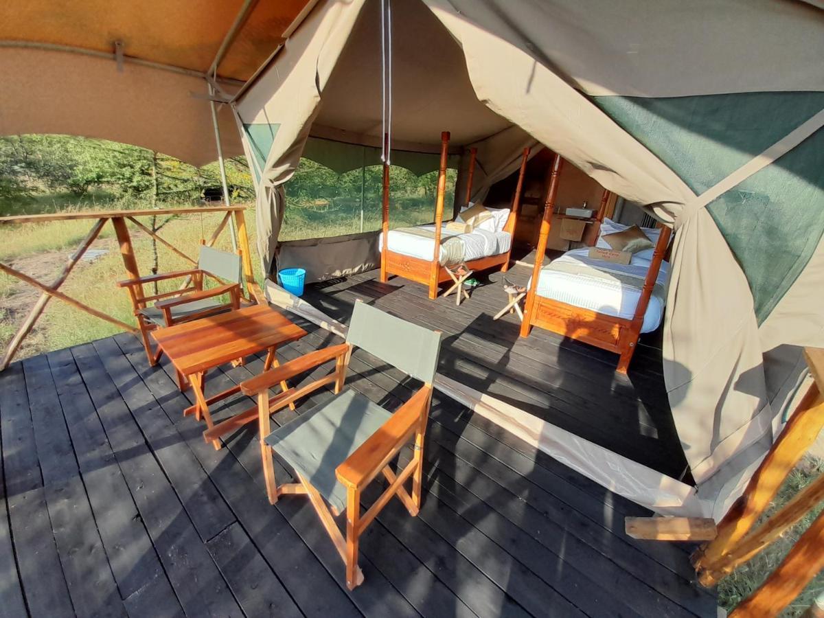 ホテル Tayari Luxury Tented Camp - Mara Sekenani エクステリア 写真