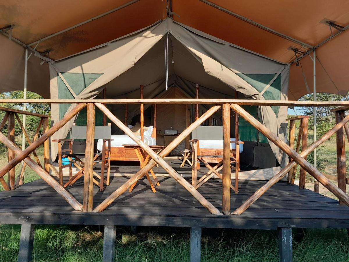 ホテル Tayari Luxury Tented Camp - Mara Sekenani エクステリア 写真