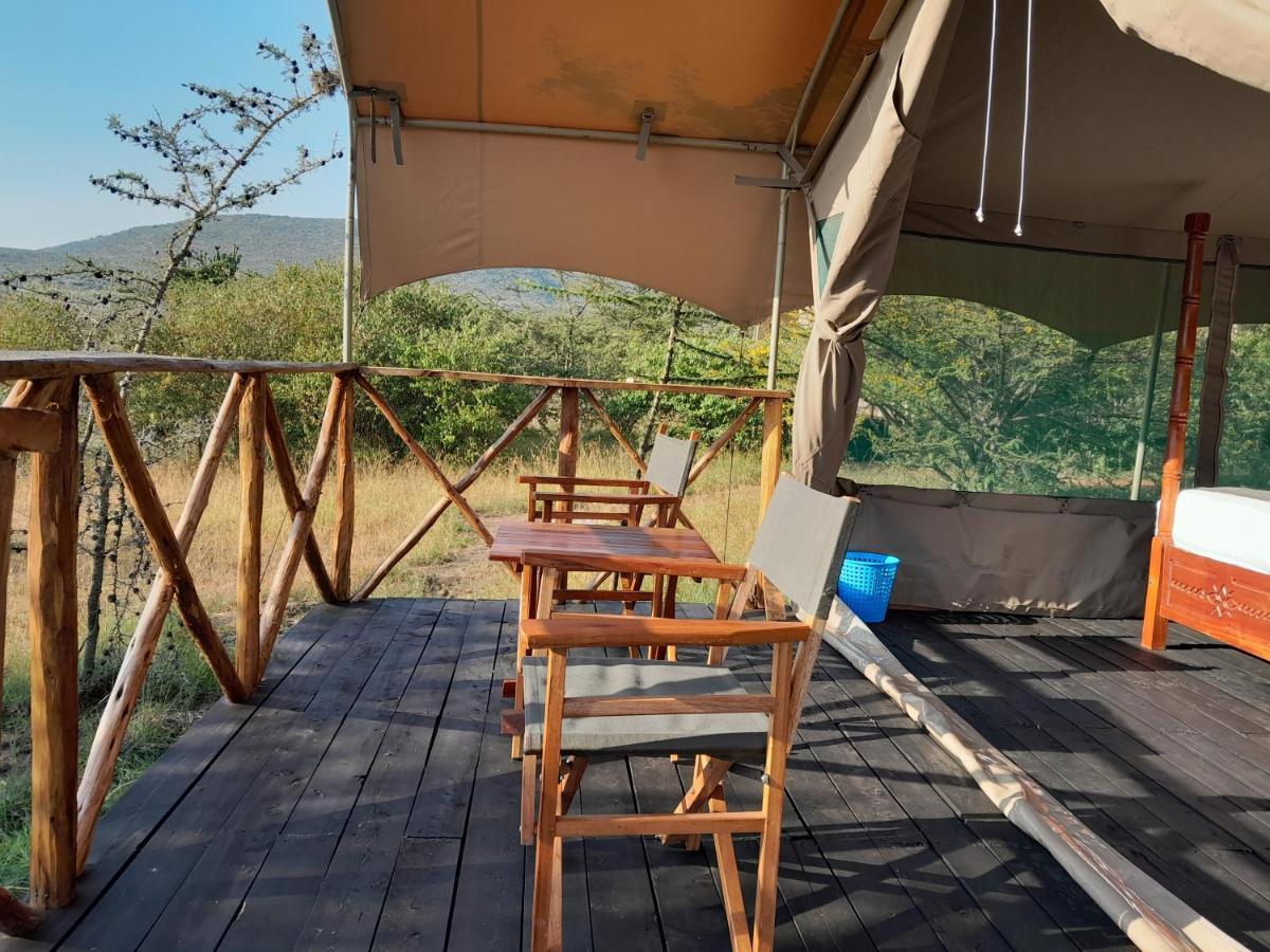 ホテル Tayari Luxury Tented Camp - Mara Sekenani エクステリア 写真